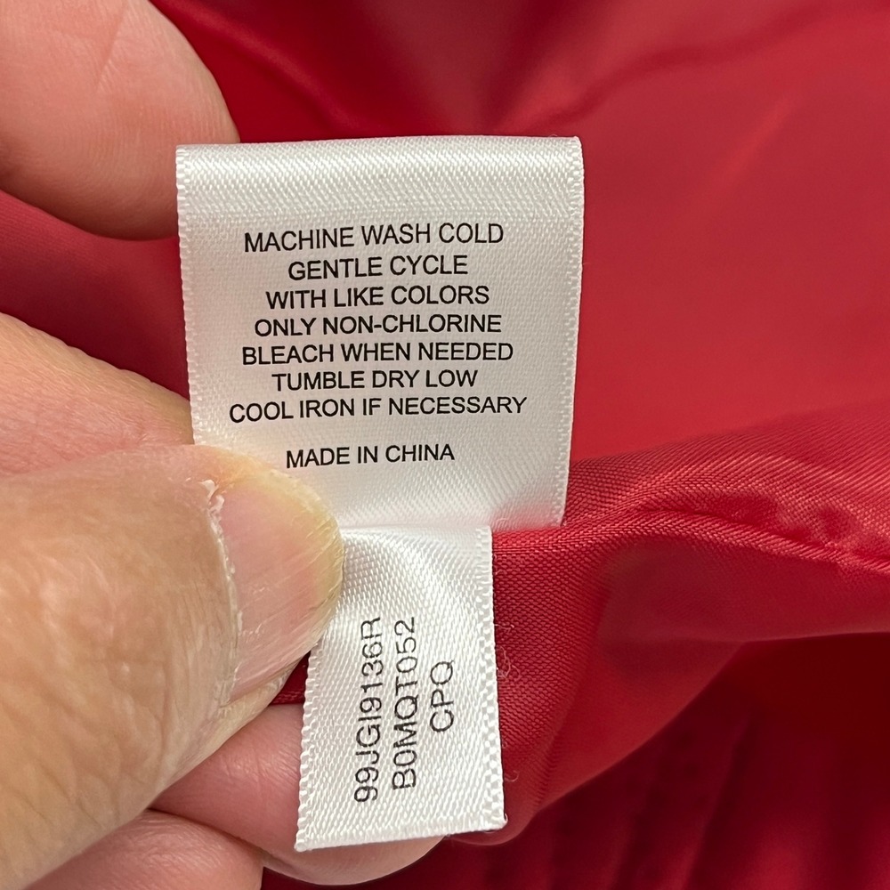 Black Rivet Puffer Vest Women Large Red Swirl Quilted Gold Zip Layering Chic - Picture 7 of 8